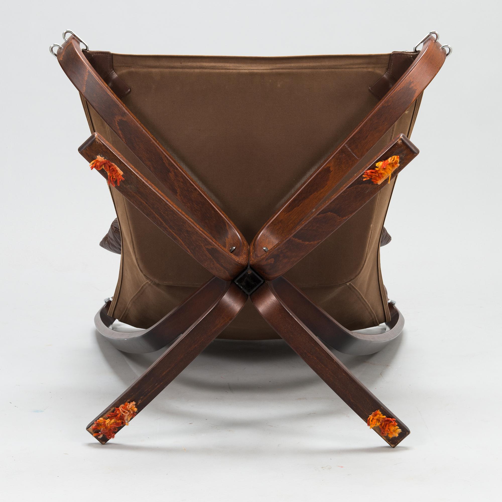 SIGURD RESSEL, a 1970's Norwegian 'Falcon chair' armchair for Vatne Möbler.