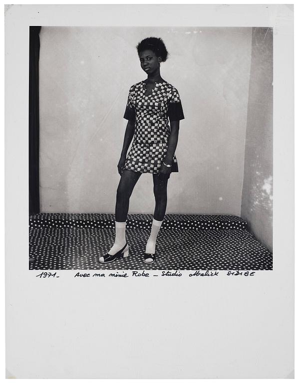 Malick Sidibé, 'Avec ma Minie Robe', 1971.