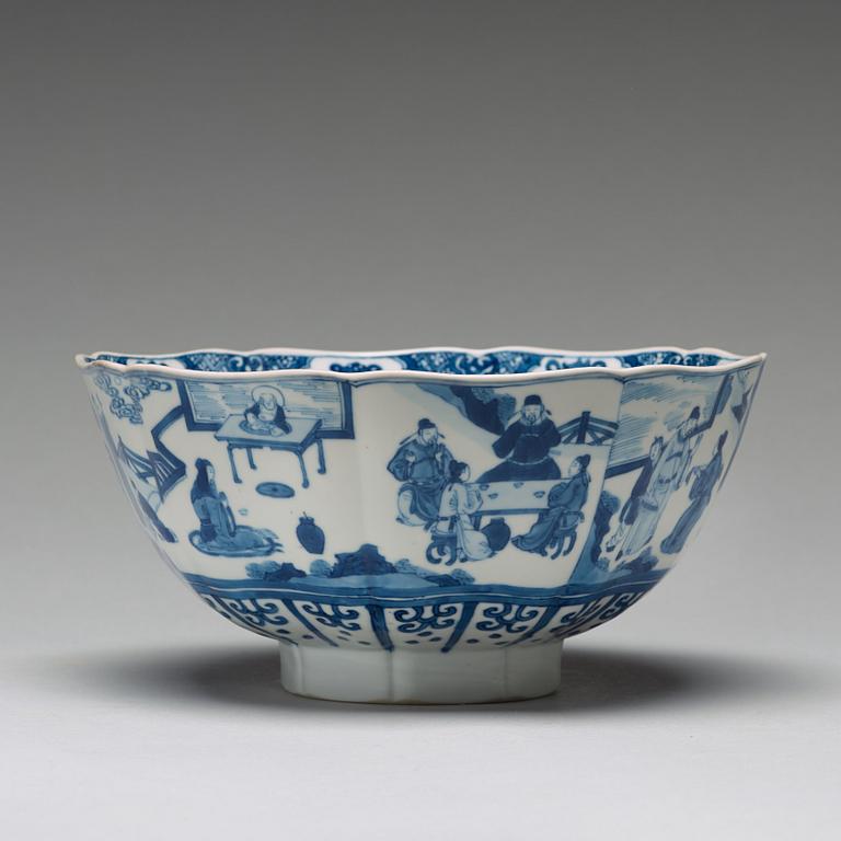 SKÅL, porslin. Qingdynastin, Kangxi (1662-1722).