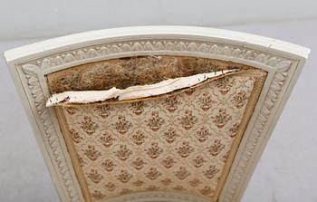 STOLAR, 1 par snarlika, sengustavianska Stockholmsarbeten, 1700-talets andra hälft.