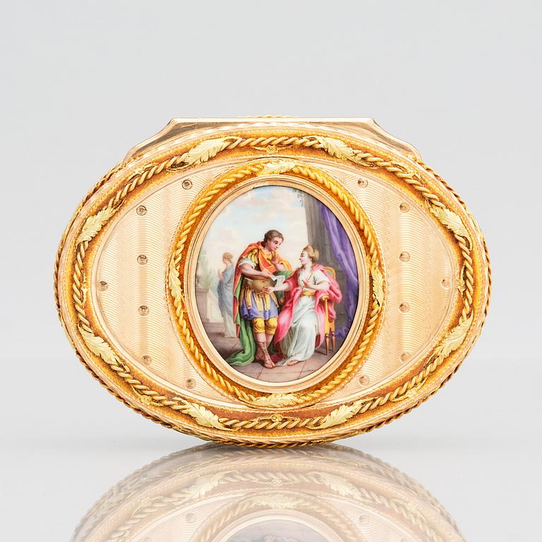 A late 18th century gold box en deux colour and enamel, possibly Hanau, Louis XVI.