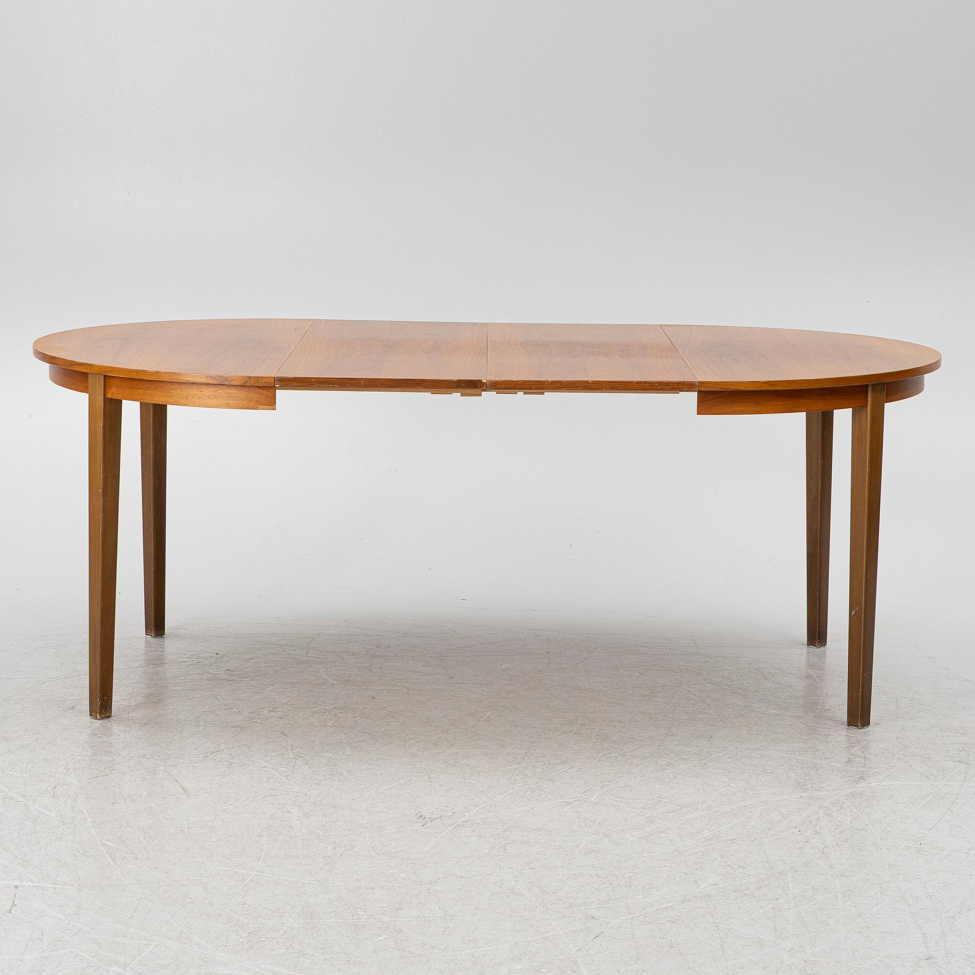 Carl-Evert Ekström, dining table with four chairs, AB Johansson & söner, Hyssna. Mid-20th century.