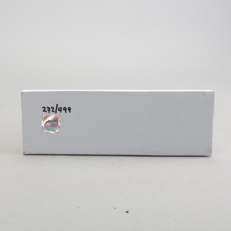 Carl Fredrik Reuterswärd, Non-Violence Project Foundation skulptur 2017.