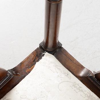 Puderstol, 1700-tal.