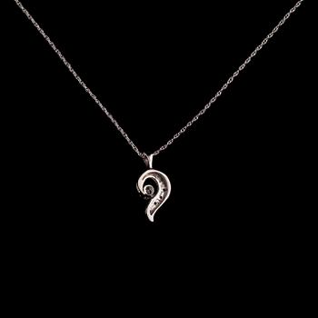 HÄNGE, 14k vitguld med 4 åttkantslipade diamanter samt en briljantslipad diamant ca 0.15 ct. Vikt 2 g.