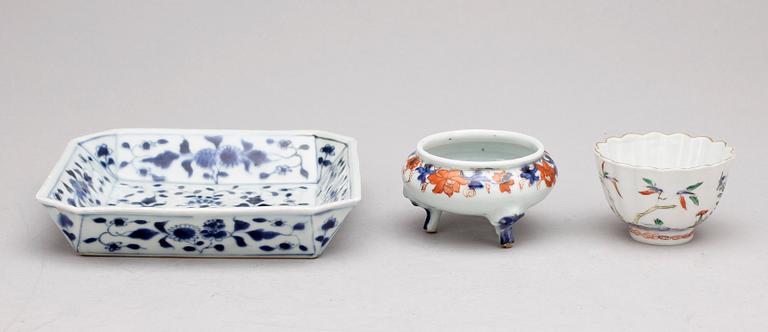 PARTI PORSLIN, 3 delar, Kina, 1700-tal.