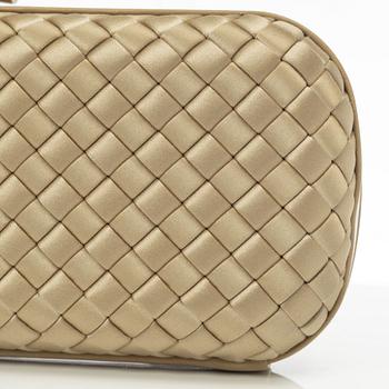 Bottega Veneta, clutch, "Long Knot".
