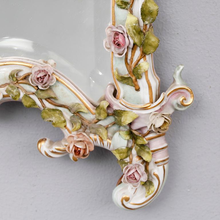 SPEGEL, porslin, Tyskland, 1900-talets första hälft.