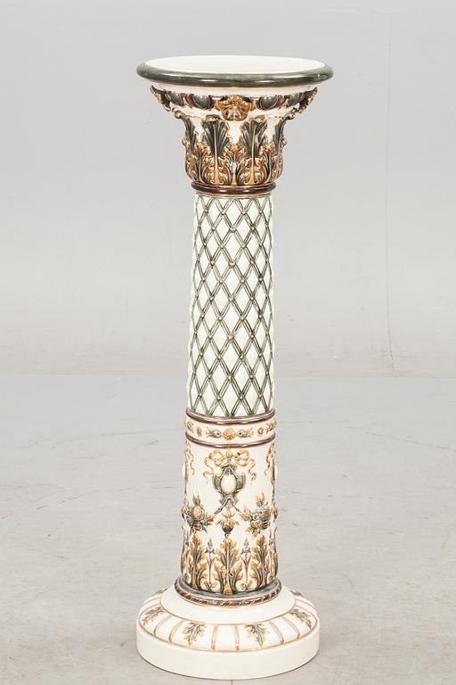 PIEDESTAL, flintgods, majolika, Rörstrand.