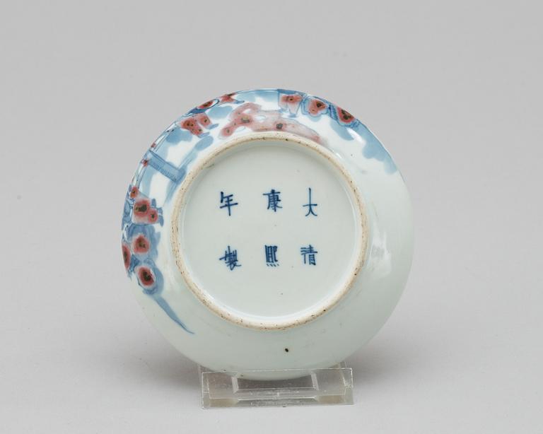 A blue and white with red brush washer, late Qing dynasty with Kangxis six character mark.