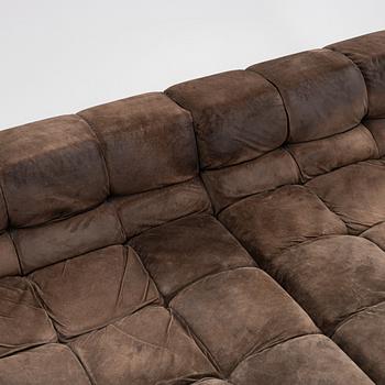 A "Tufty Time" modular sofa, B&B Italia.