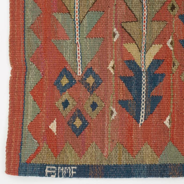 Märta Måås-Fjetterström, A textile, "Röda Liljan", tapestry weave, ca 70-71,5 x 125,5-126 cm, signed AB MMF.