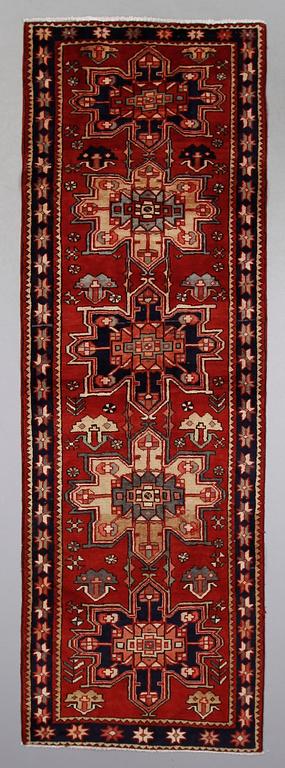 MATTA, Hamadan, ca 300 x 100 cm.