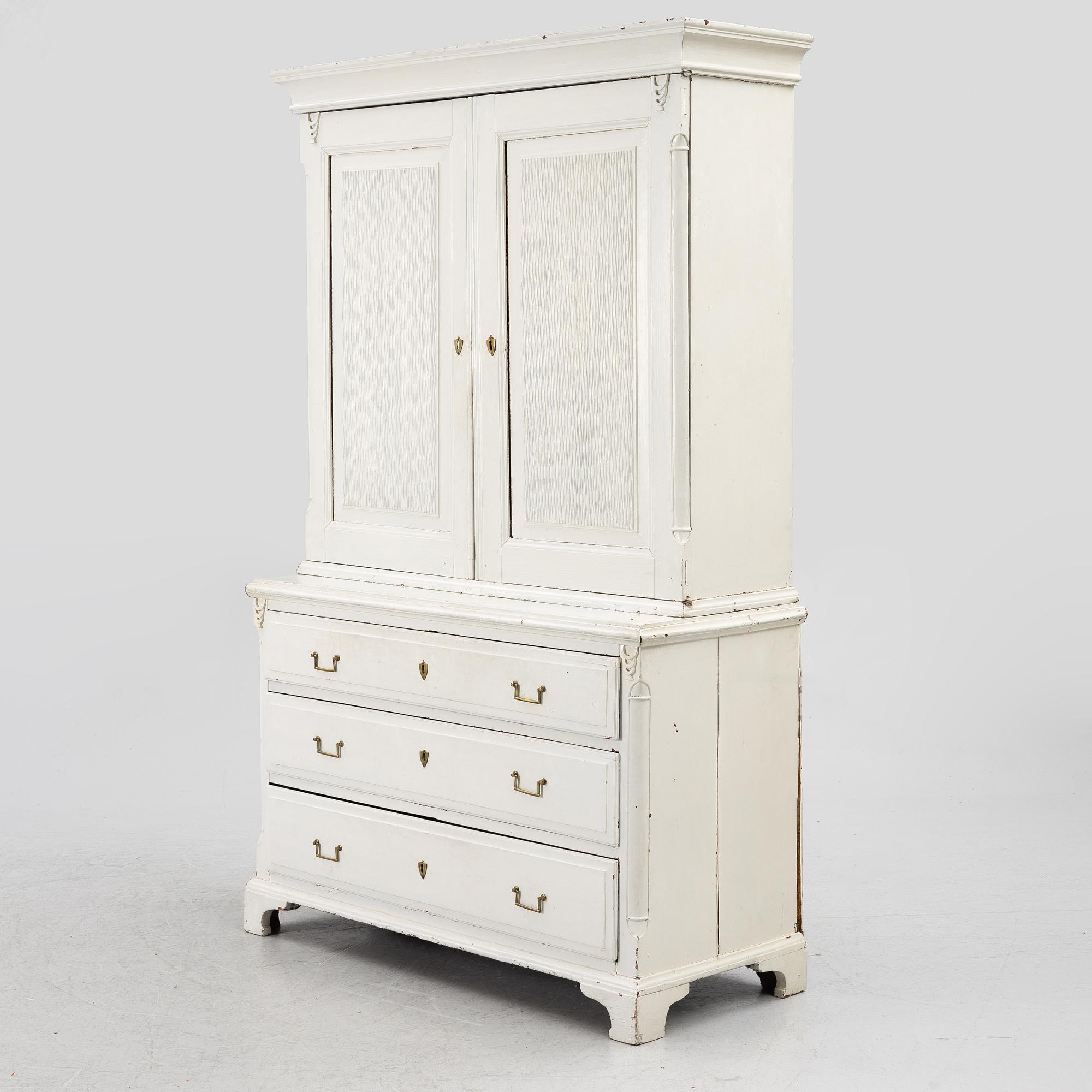 A late Gustavian cabinet, circa 1800.