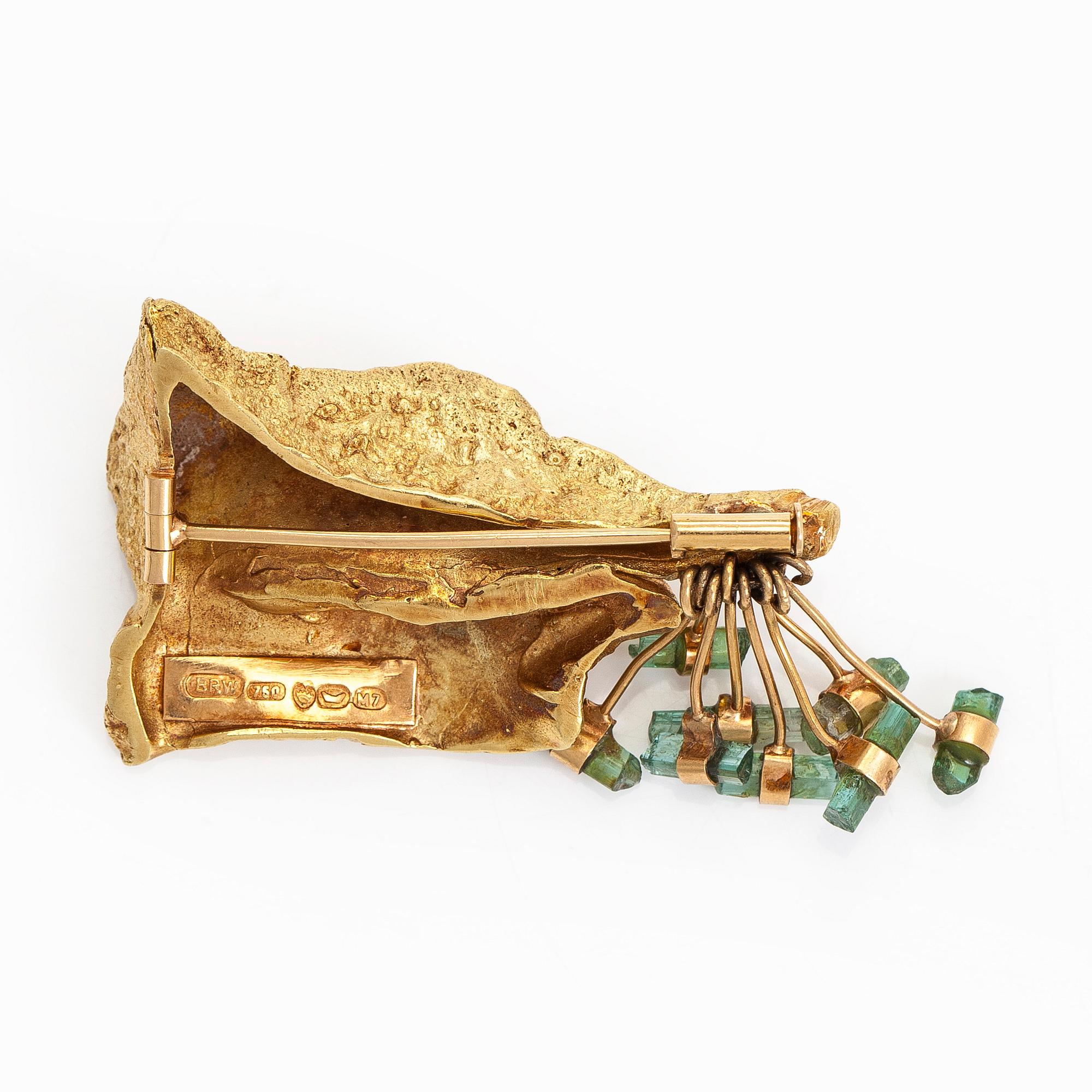 Björn Weckström, rintaneula, vihreät turmaliinikiteet, 18K kultaa.