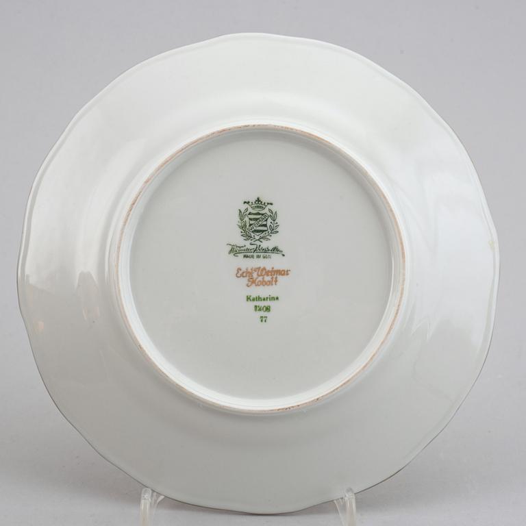A German dinner service, 20th Century.