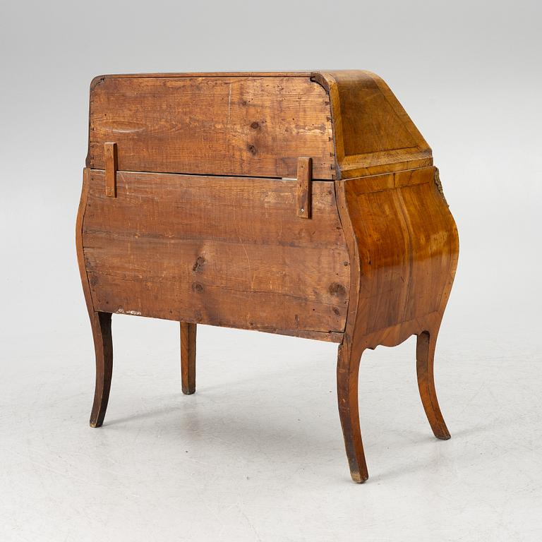 Sekretär, rokoko, 1700-talets mitt.