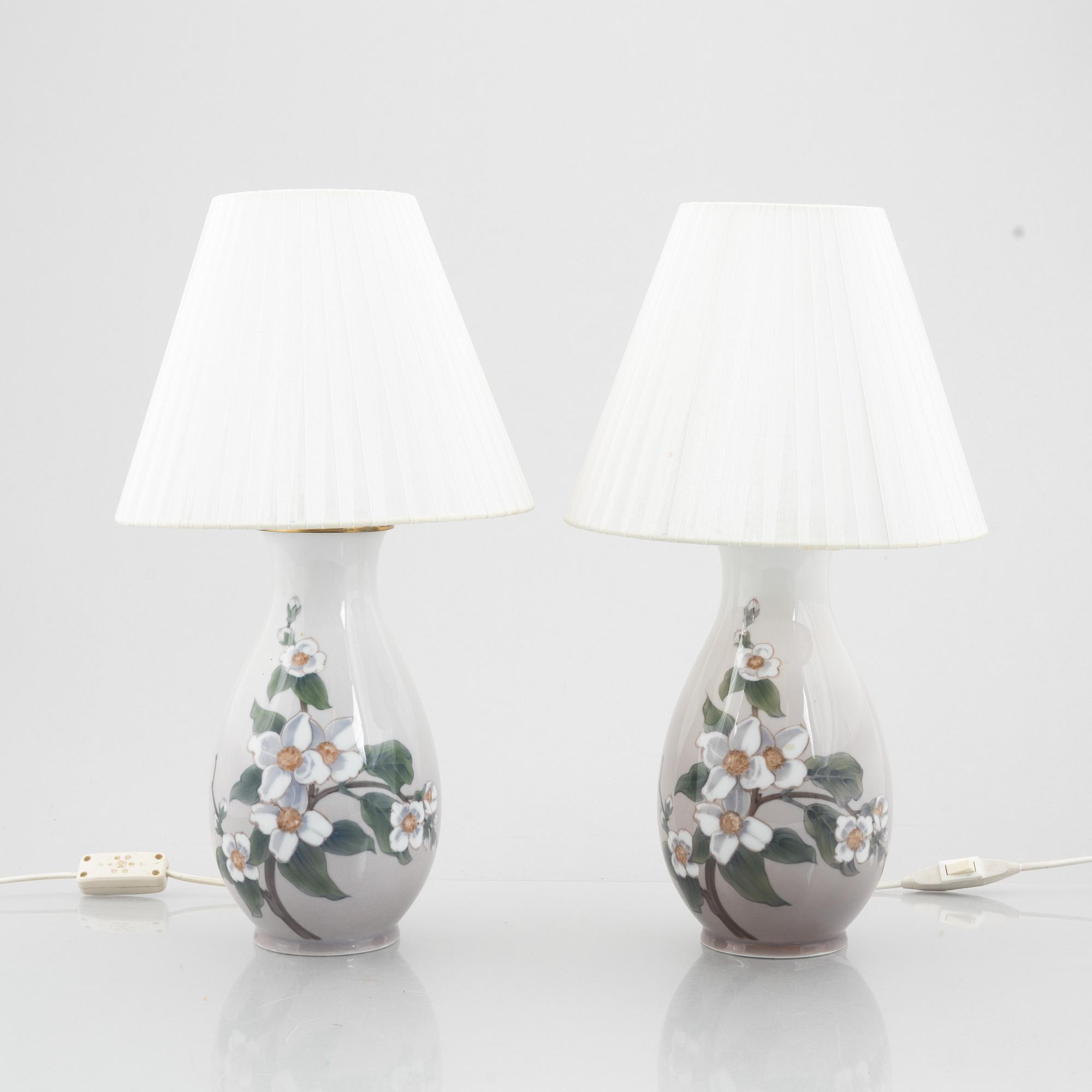 A pair of porcelain table lamps, Bing & Grøndahl, Denmark, after 1970.