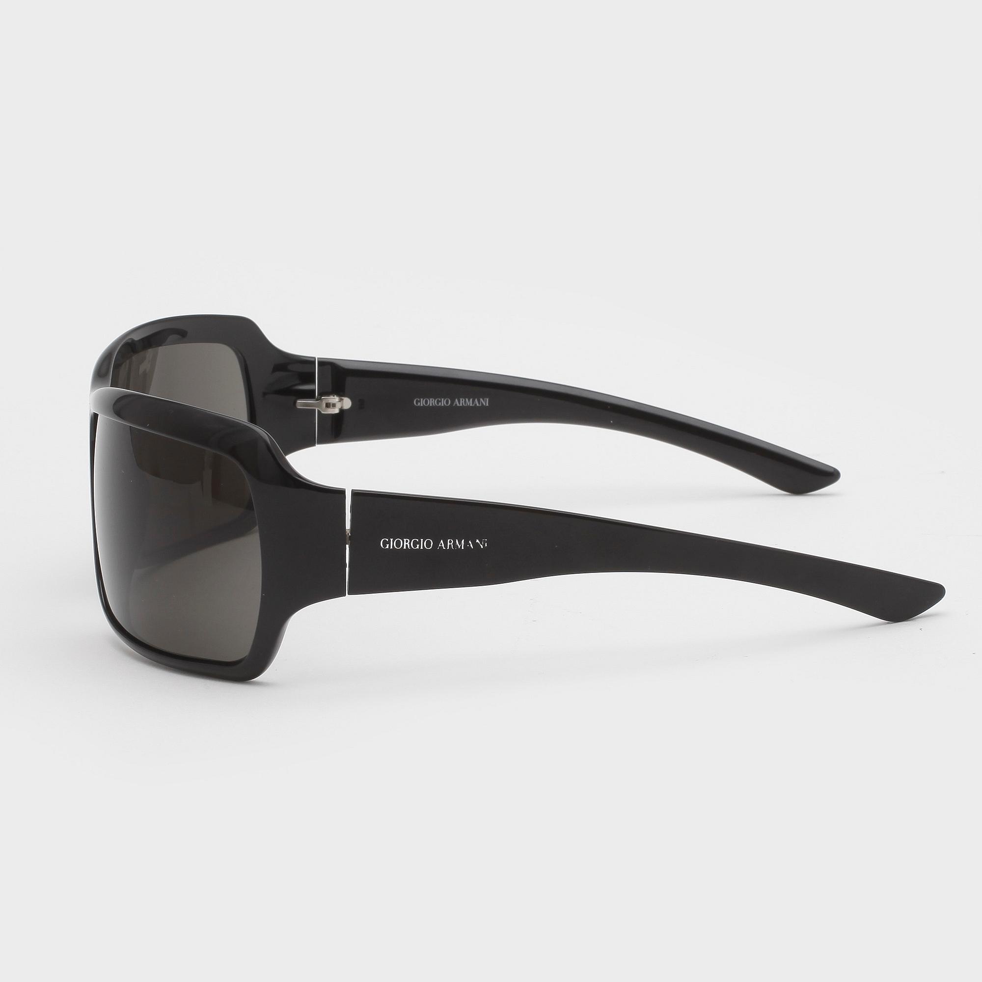 SOLGLASÖGON, Giorgio Armani.