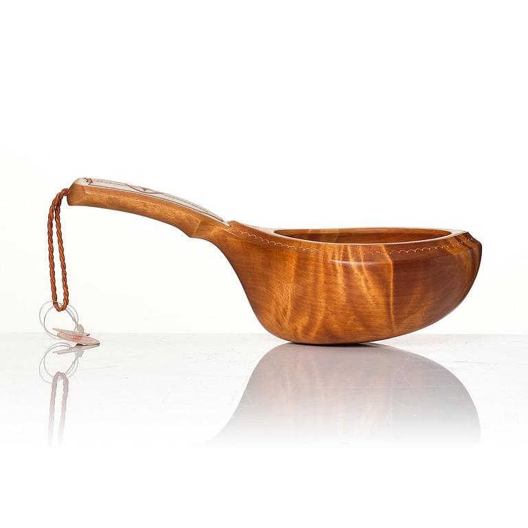 Hans Sunna, a milk vessel.