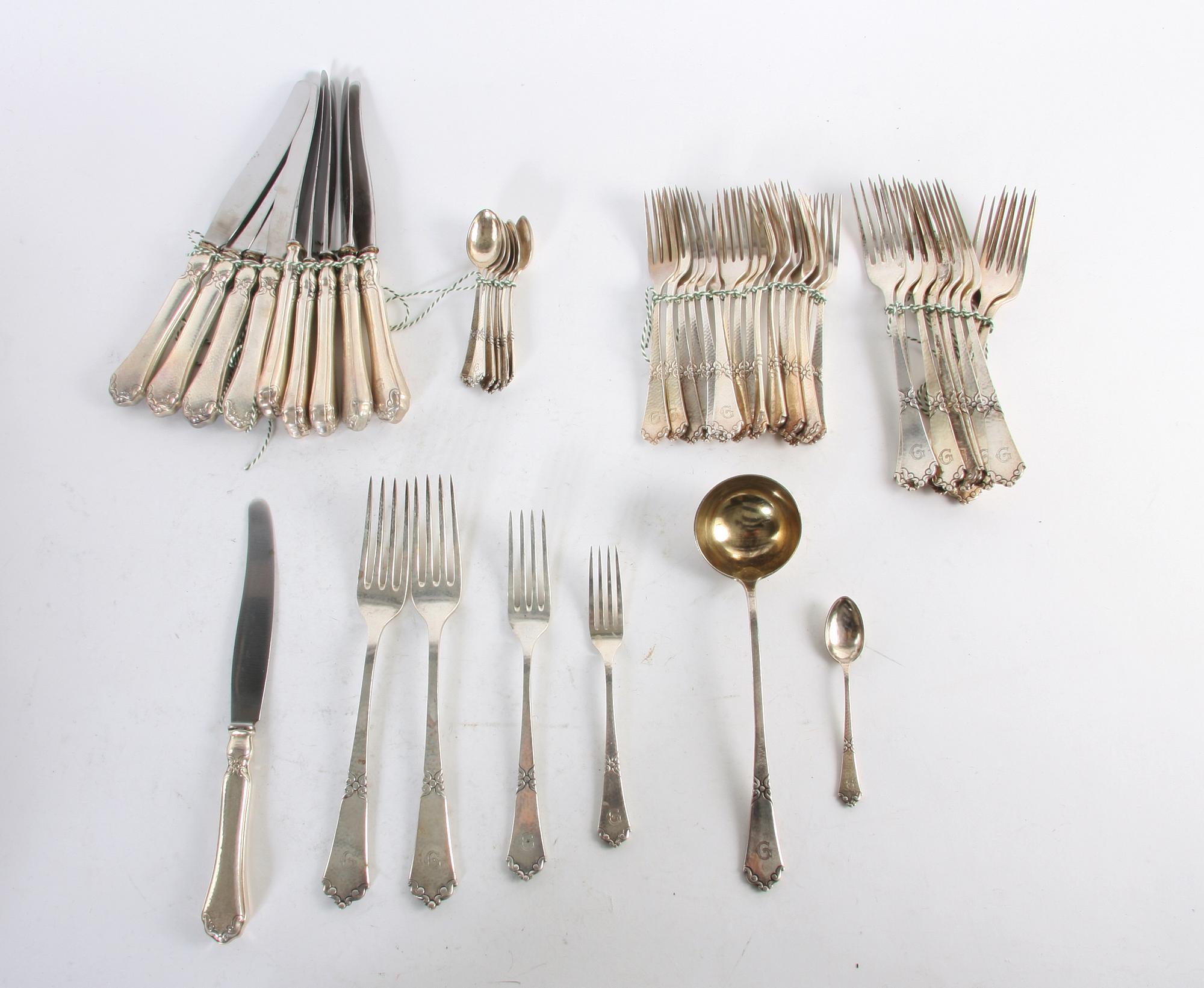 BESTICKSDELAR, 48 st, silver, C G Hallberg, Stockholm 1925.