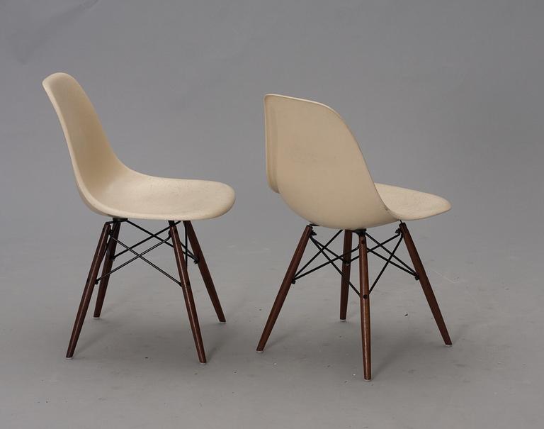 A pair of Charles & Ray Eames "DSR" chairs, for herman Miller, US.