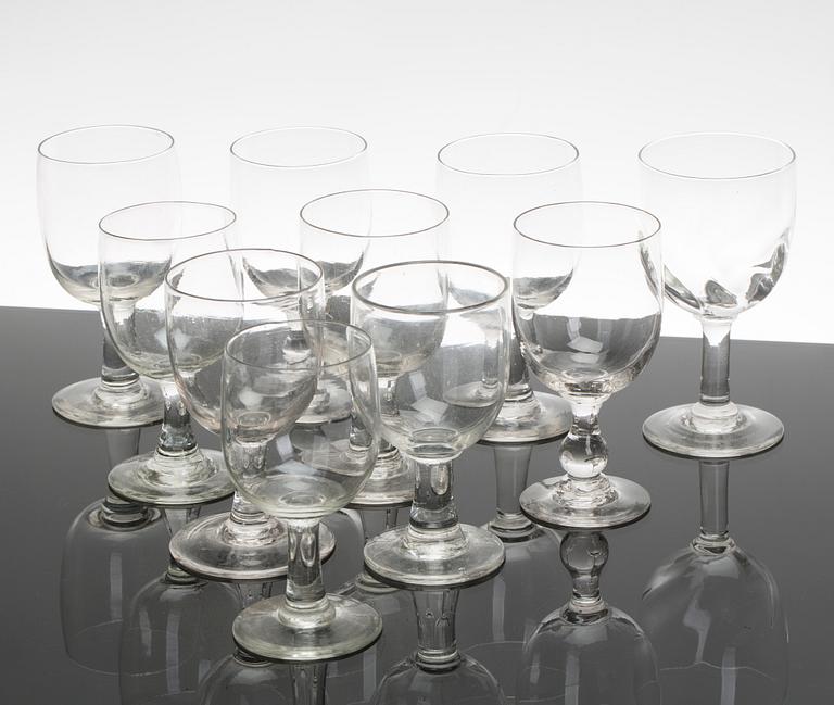 SAMLING VINGLAS, 23 st, olika modeller. 1900-tal.