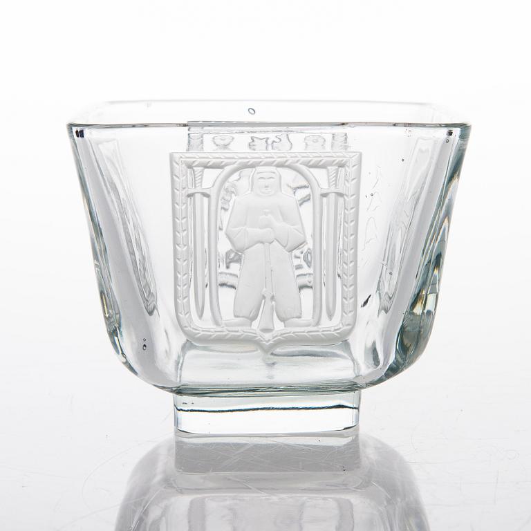 A glass bowl, 'Mottimalja' 1939-1940 Riihimäki Lasi Oy.