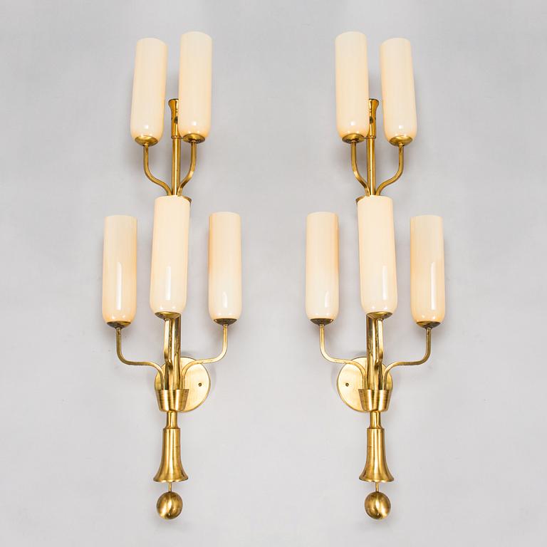 Paavo Tynell, a pair of 1940's wall lights for Taito.