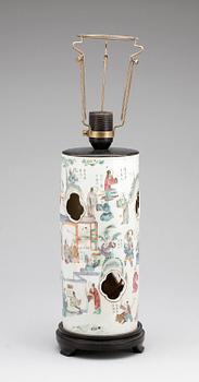 PERUKVAS, porslin, Kina, 1900-tal.