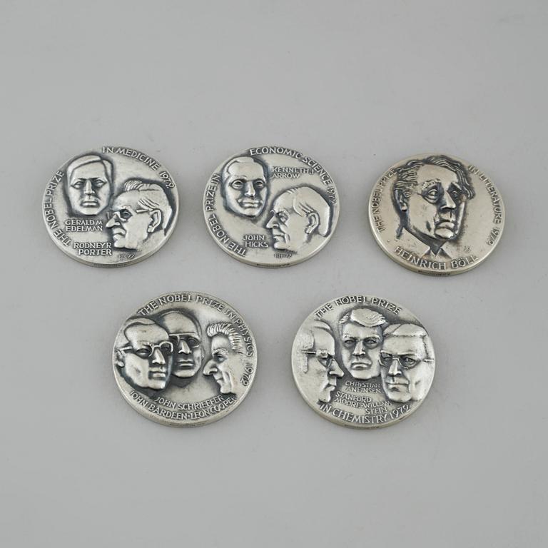 17 silver memory coins of Nobel Prize Winners 1970, 1971 and 1972, Sporrong.