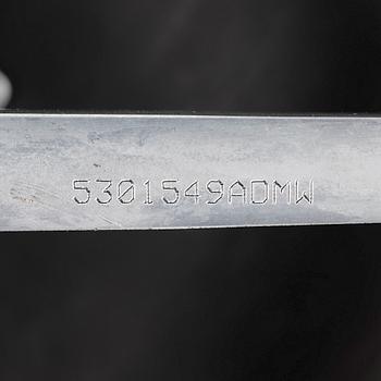 Arne Jacobsen, fåtölj, "Svanen", Fritz Hansen, 2006.