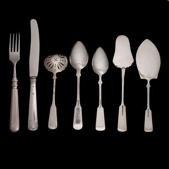 BESTICK, 23 st, silver, "Musslan", finska och danska stämplar, 1900-talets början samt 2004.