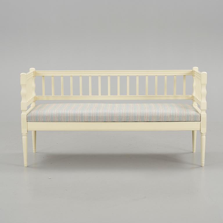SOFFA, gustaviansk stil, 1900-tal.