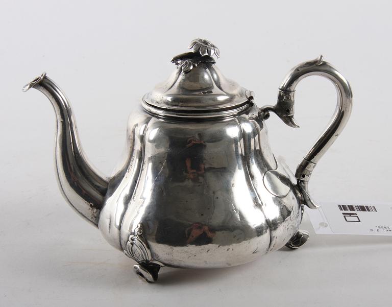 TEKANNA, silver, J C Thorning, Köpenhamn 1855, nyrokoko.