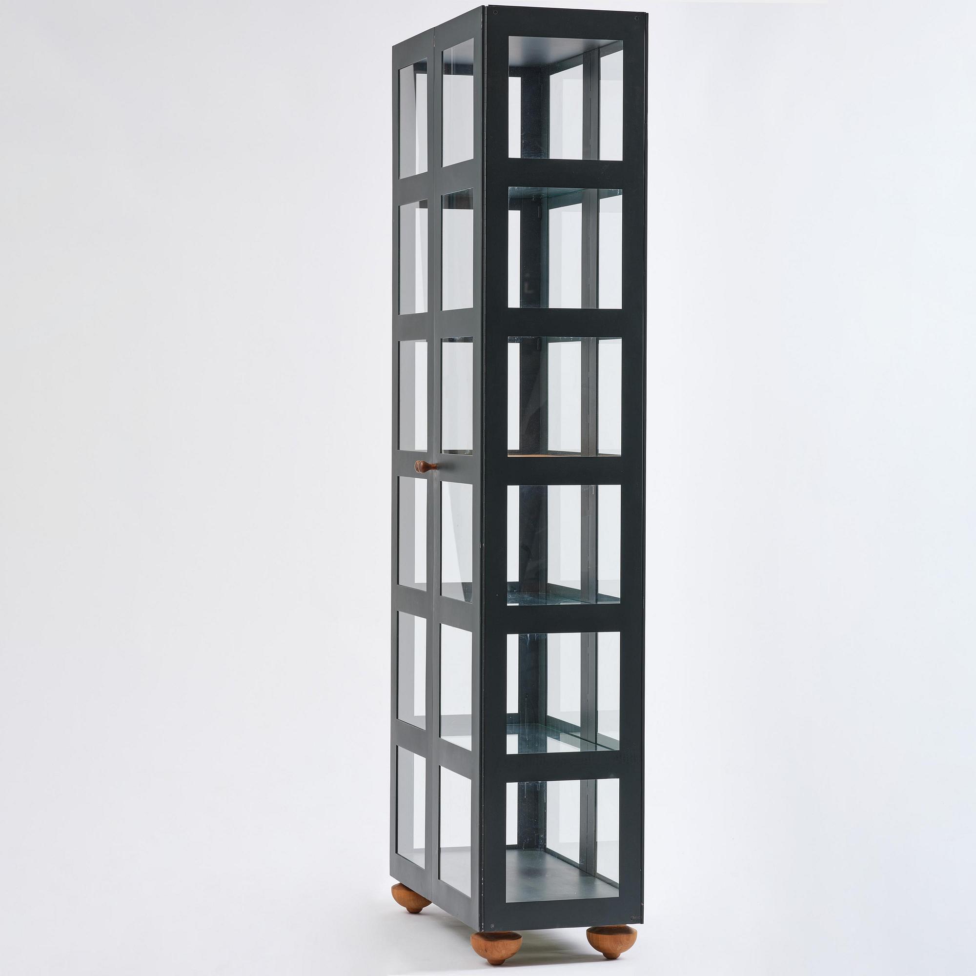 Johanna Lagercrantz, skåp, "Parad", ed. 43/55, Lammhults, efter 1990.