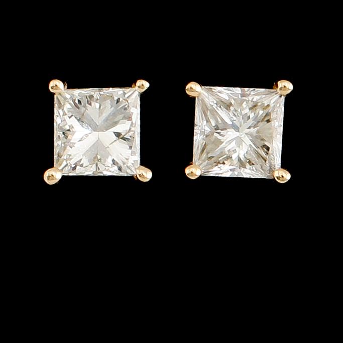 ÖRHÄNGEN, 1 par, 18 k guld, princesslipade diamanter tot 0.77 ct.