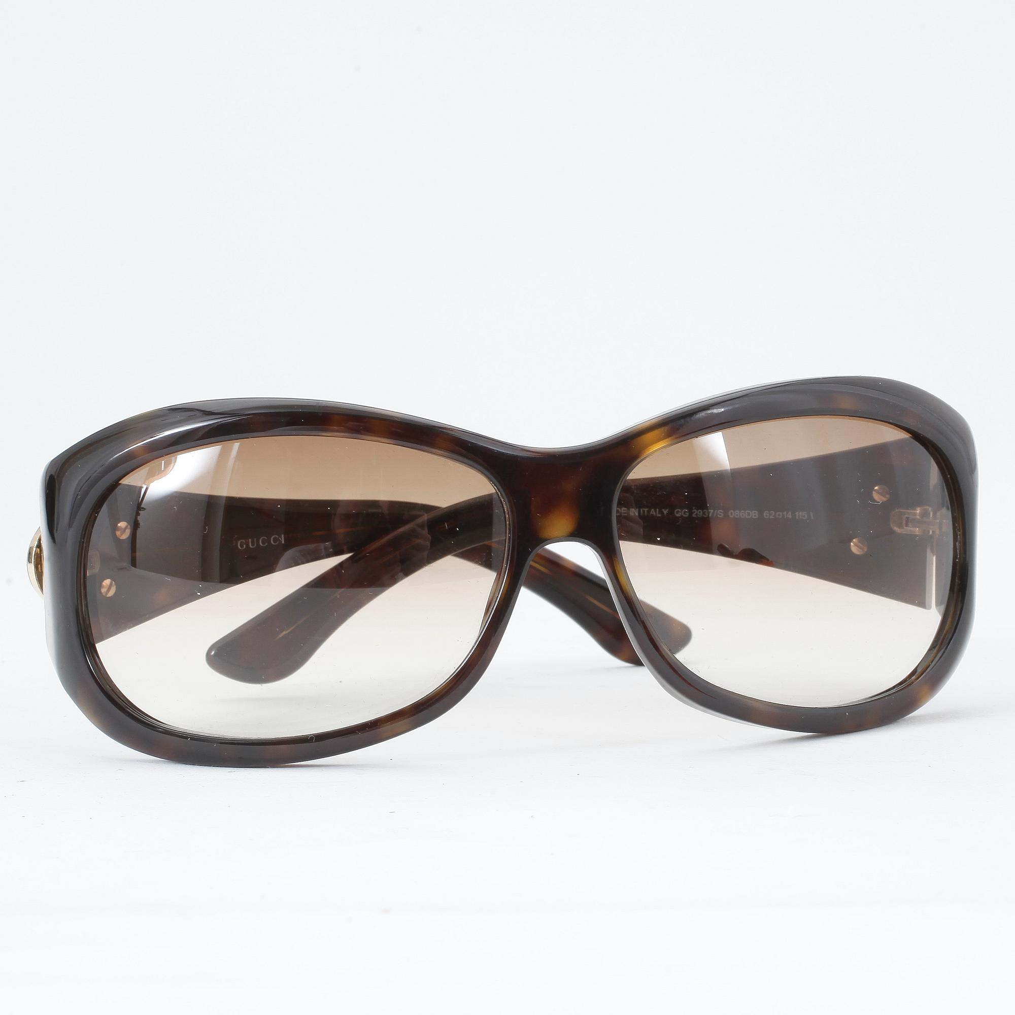 SOLGLASÖGON, Gucci, 2000-tal.