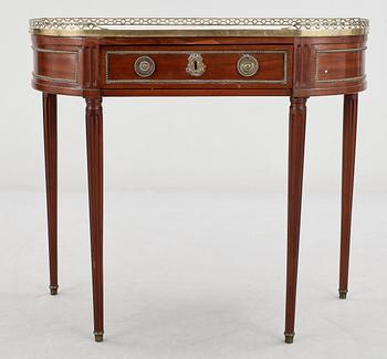 KONSOLBORD, s.k. Console dessert, Louis XVI-stil, 1900-tal.