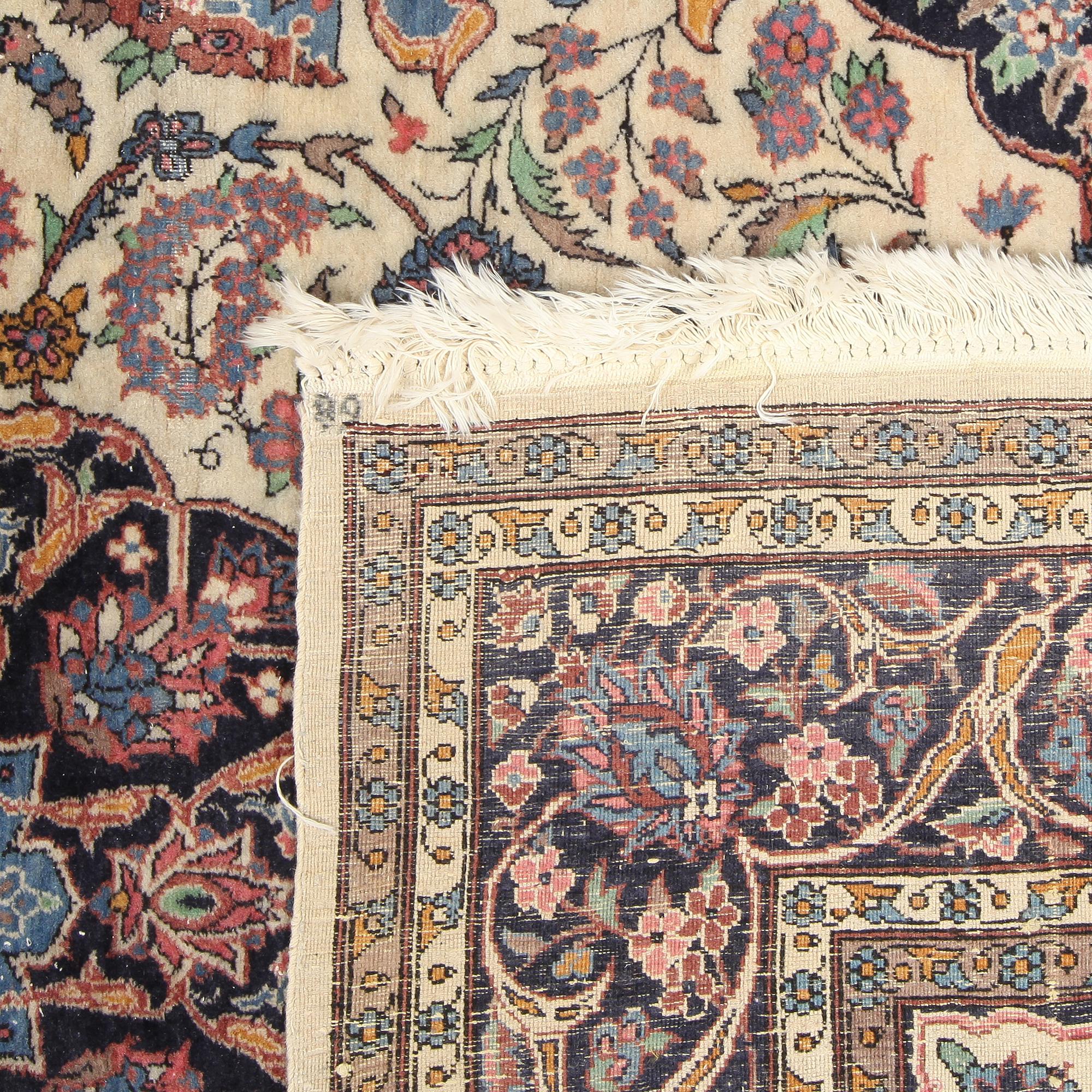 MATTA, orientalisk, 1900-talets fjärde kvartal, 220 x 140.