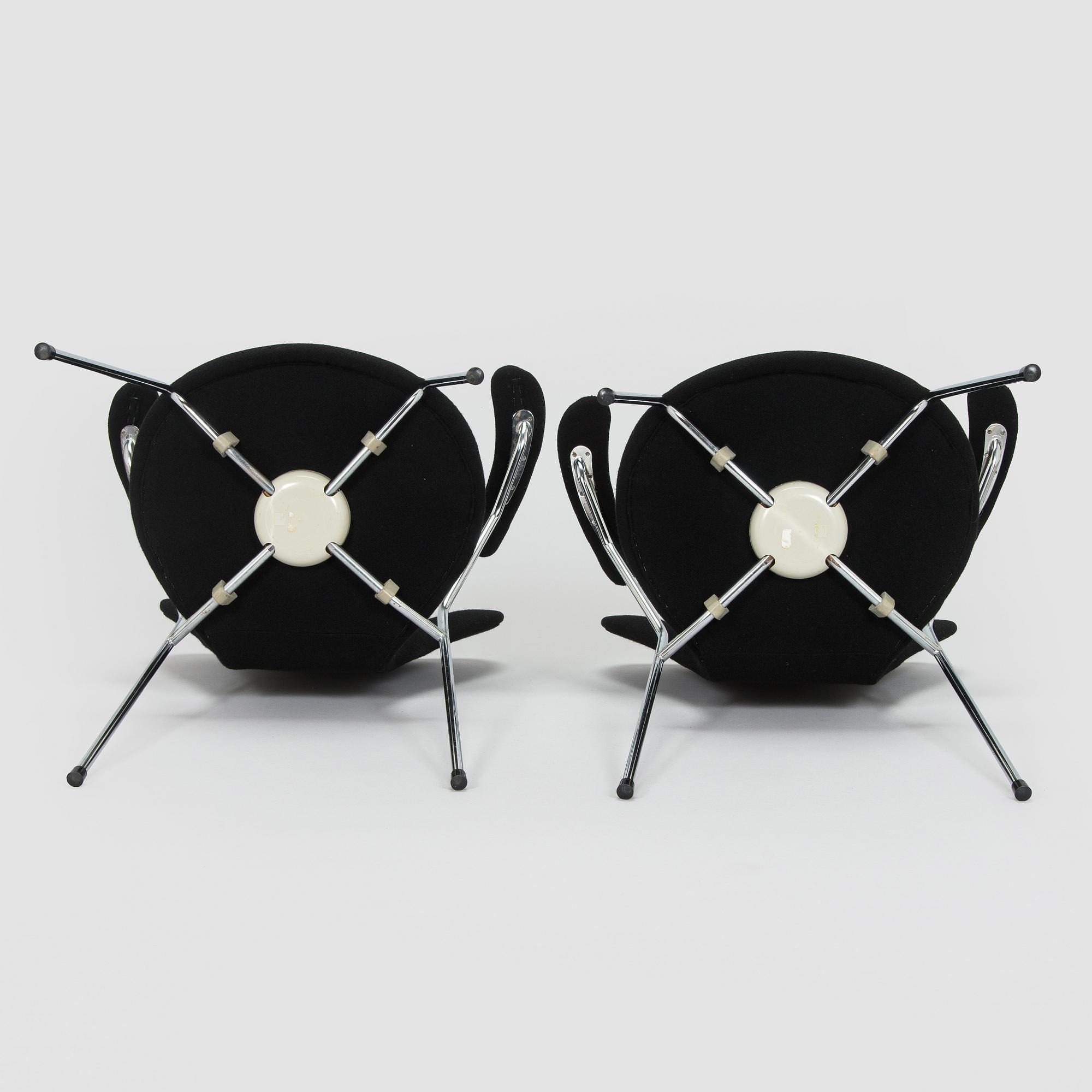 Arne Jacobsen, stolar, 7 st, "Sjuan", Fritz Hansen, Danmark, 1900-talets slut.