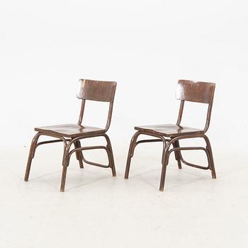 Two "B403" chairs by Ferdinand Kramer for Thonet. Österrike 1927.