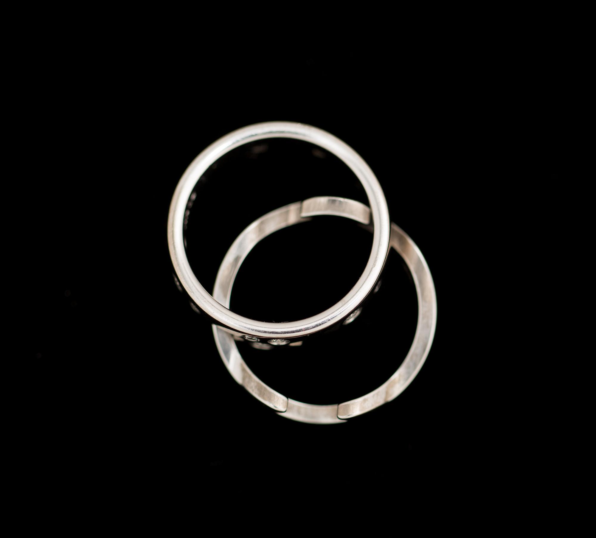 RING, 18 K vitguld med briljantslipade diamanter, "Fusion", Georg Jensen, Danmark. Vikt ca 10,5 g.