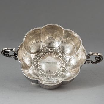 A Swedish 18th century silver brandy bowl, mark of Anders Wibeck, Boras (-1702-1727(1730)).