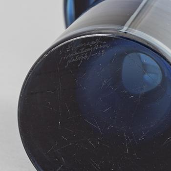 Kaj Franck, a 'KF 260' glass vase from Nuutajärvi Notsjö, Finland -63.