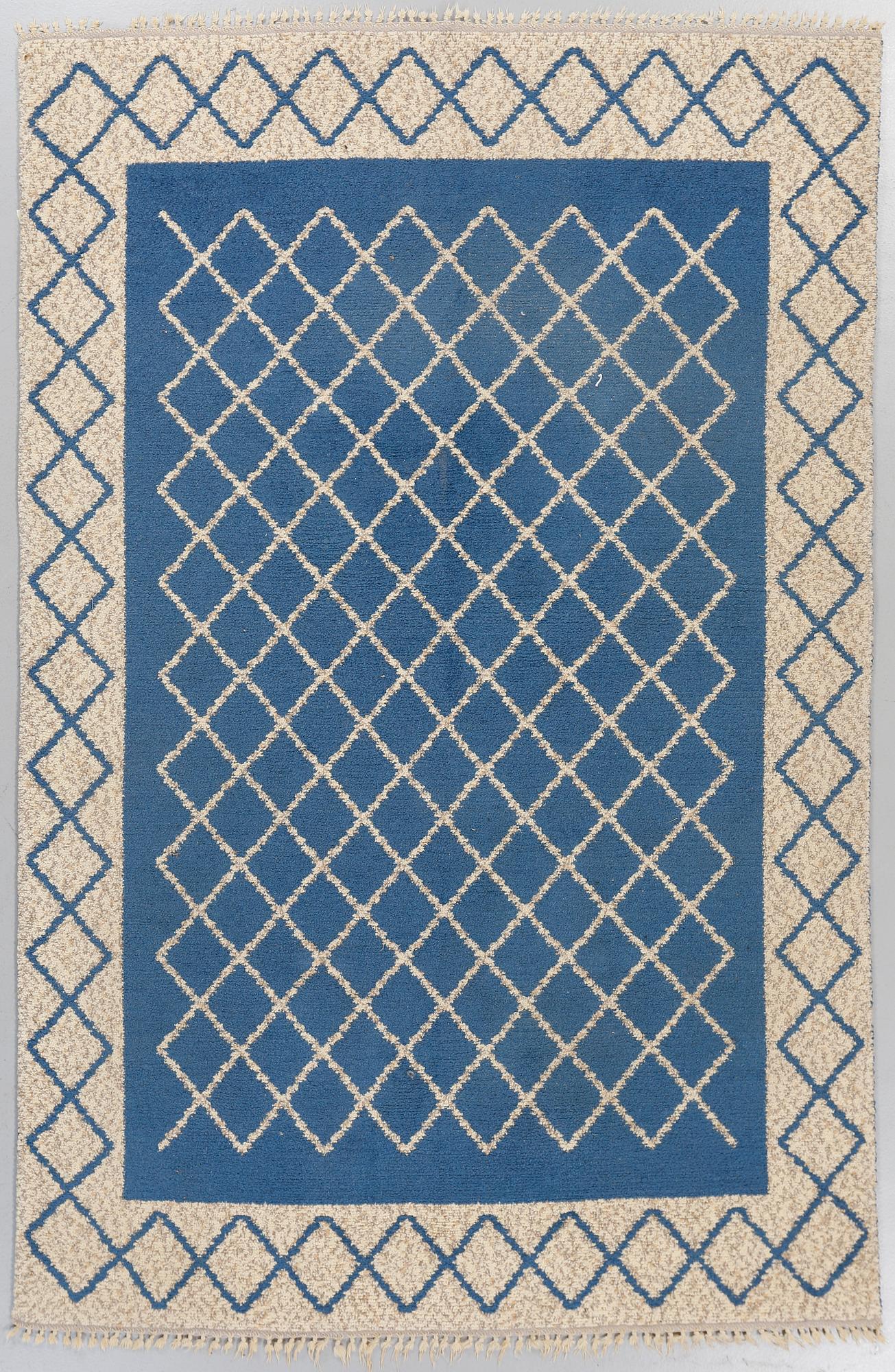 MATTA, dubbelväv, omkring 1900-talets mitt, 238 x 160 cm.