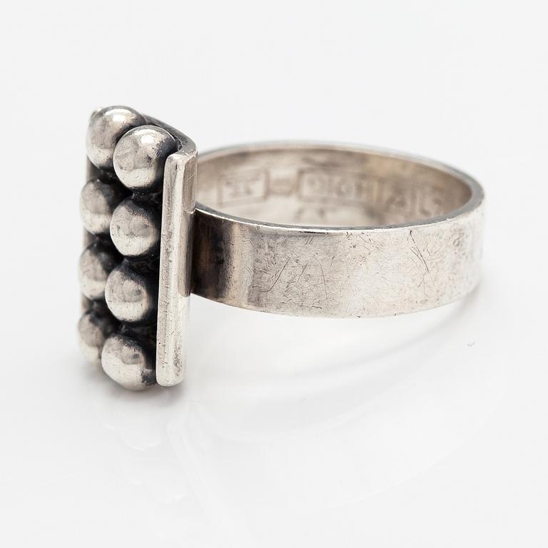 Elis Kauppi, Ring, sterlingsilver. Kupittaan kulta, Åbo 1964.