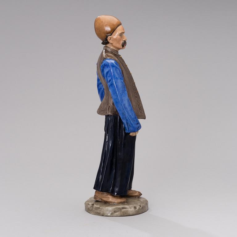 SKULPTUR "PERSIERN", porslin, kejserliga porslinsfabriken St:Petersburg, Nikolai II:s tid 1914.