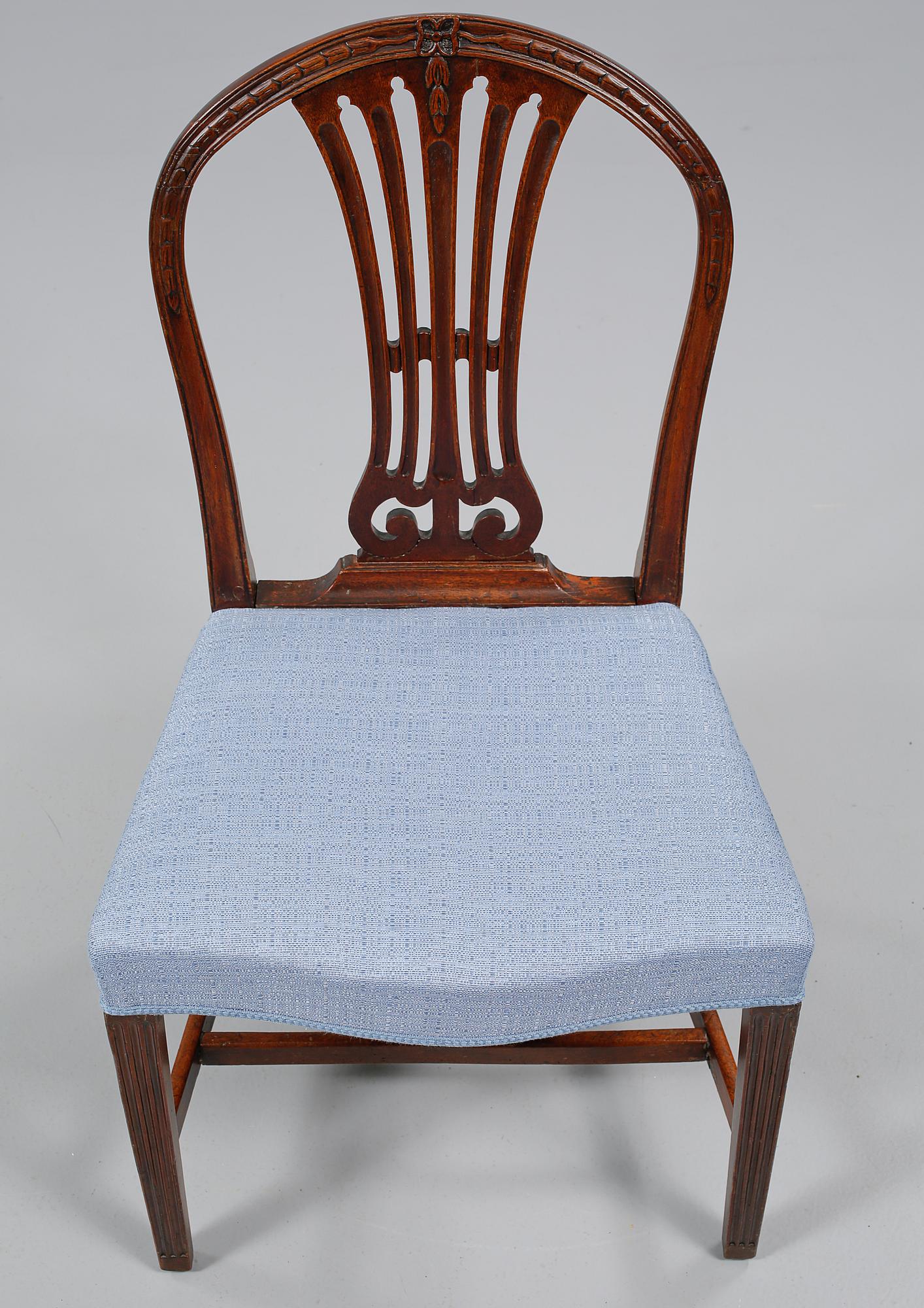 STOLAR, 6 st, samt KARMSTOLAR, 2 st, England, 1800-tal.