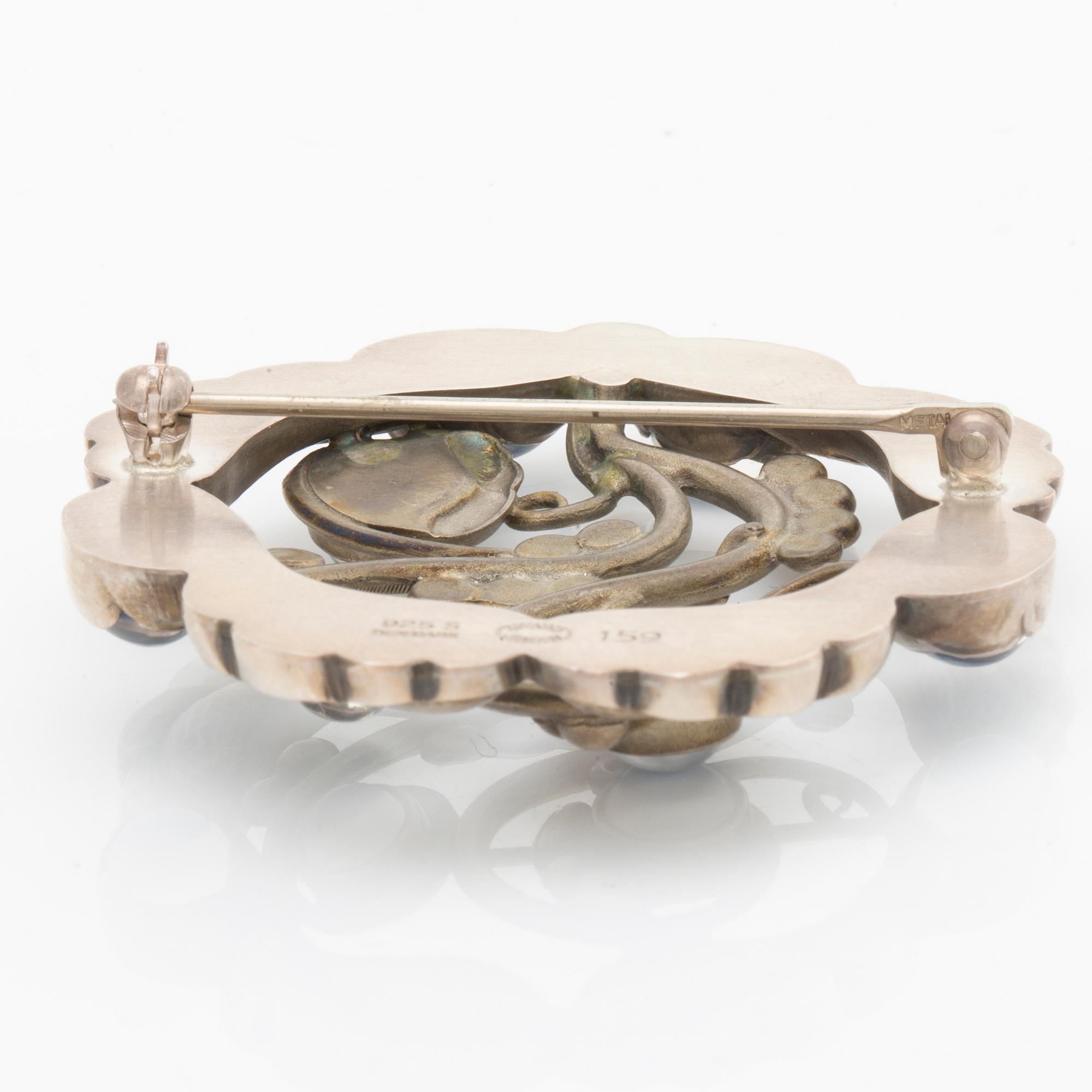 GEORG JENSEN, brosch modell 159, "Moonlight blossom".